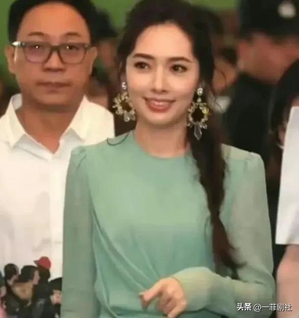 明星吃瓜爆料图片,揭秘娱乐圈吃瓜瞬间，图说幕后真相